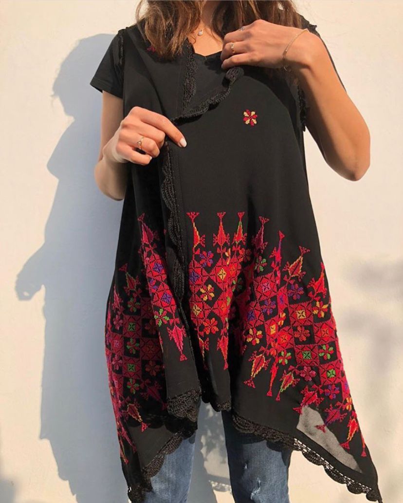 Gilet Handcrafted Palestinian embroidery Gilet - Image 1